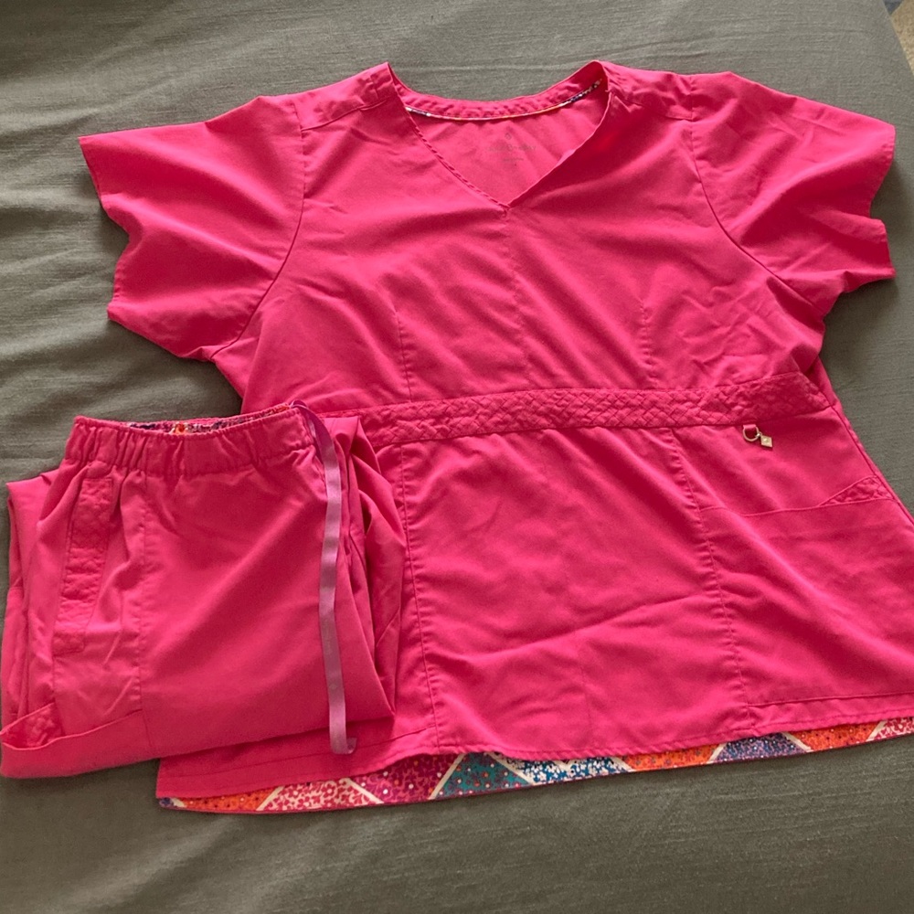 Vera Bradley XL Scrubs